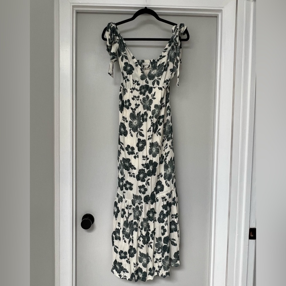 Abercrombie & Fitch Green Floral Maxi Dress